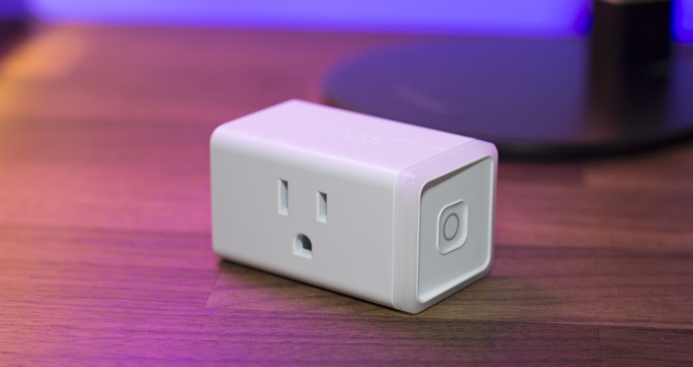 Small TP Link Smart Plug